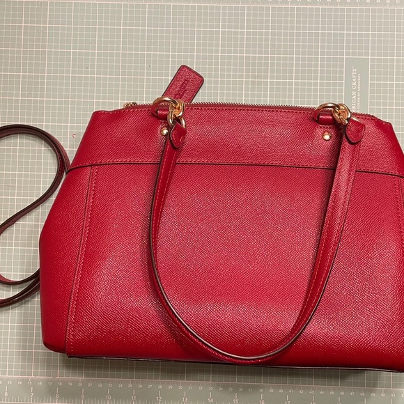 Coach leather cherry red purse w/shoulder straps - Picture 3 of 11